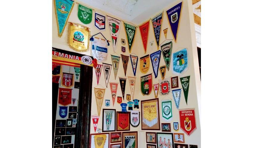 Parte de la muestra de banderines