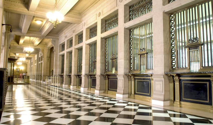 Hall del primer piso del Banco Central