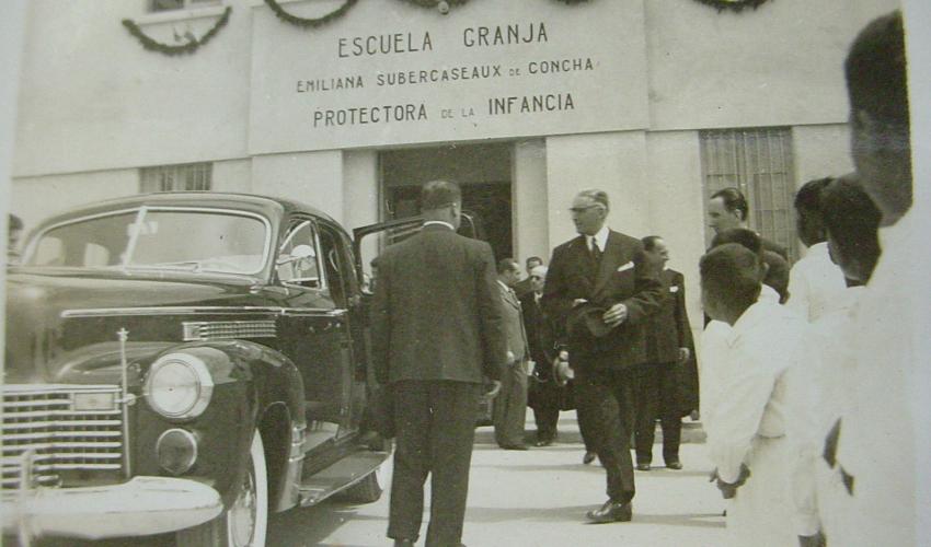 Foto antigua edificio central, Campus Las NIeves