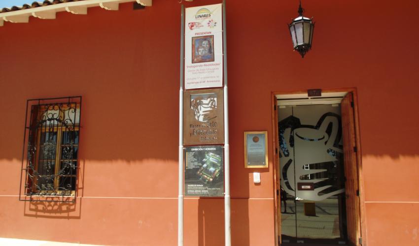 Museo de Arte y Artesanía