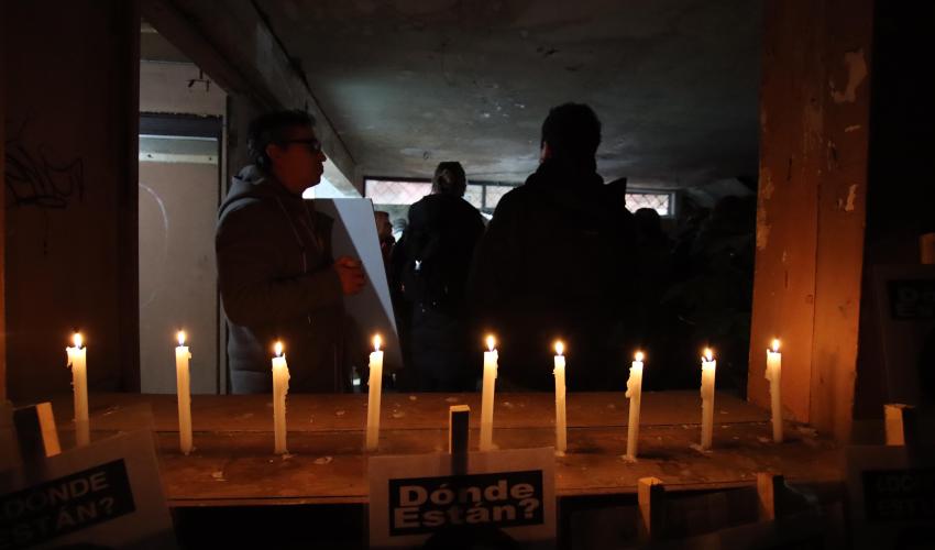 Velas en el Sitio de Memoria Egaña 60